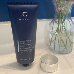 NWT TRAVEL SIZE 2oz Monat Intense Repair Conditioner